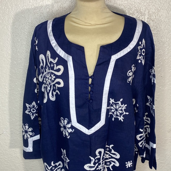 CAROLE LITTLE WOMAN BLOUSE - Picture 4 of 12